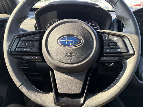 Used 2025 Subaru Forester Premium AWD/4WD image 24