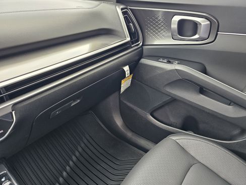 New 2026 Kia Sorento S FWD image 25