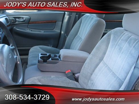 Used 2005 Chevrolet Impala Base image 5