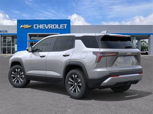 New 2026 Chevrolet Equinox LT w/ Convenience Package II image 3