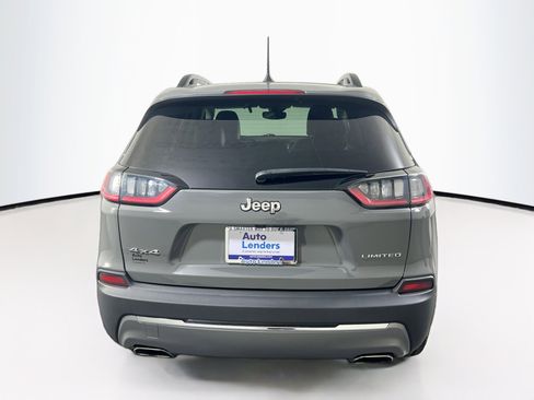 Used 2022 Jeep Cherokee Limited image 6