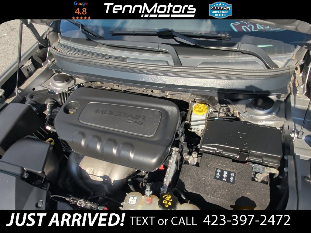 Used 2019 Jeep Cherokee Latitude w/ Cold Weather Group AWD/4WD image 24