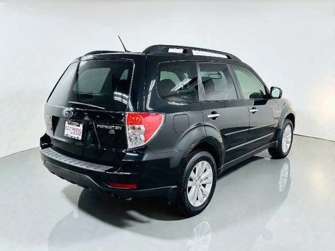 Used 2012 Subaru Forester 2.5X Premium w/ Popular Pkg 3 AWD/4WD image 4