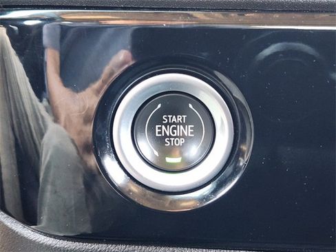 Used 2023 Chevrolet Silverado 1500 LT image 21