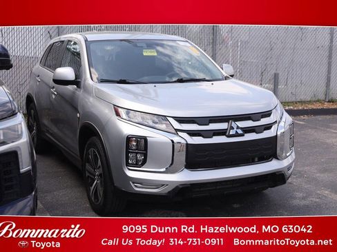 Used 2022 Mitsubishi Outlander Sport ES image 1