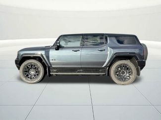 New 2025 GMC Hummer EV 2X w/ LPO, Dark Essentials Package video 2