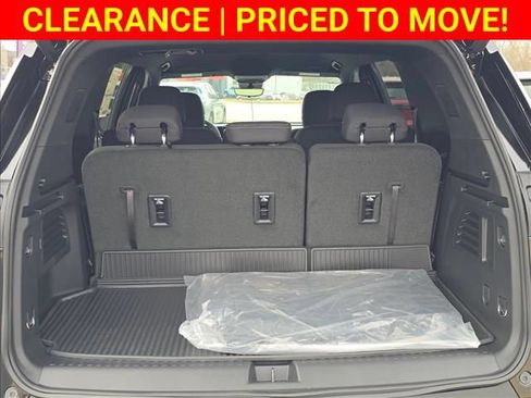 New 2026 Chevrolet Traverse LT w/ Driver Confidence Package FWD image 19