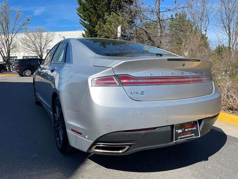 Used 2013 Lincoln MKZ image 39