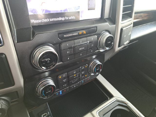 Used 2019 Ford F150 Lariat w/ Equipment Group 502A Luxury AWD/4WD image 12