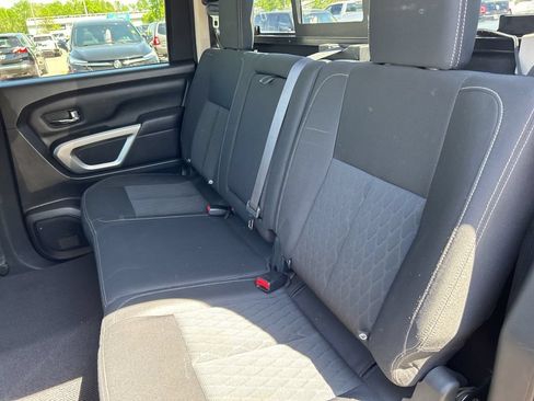 Used 2018 Nissan Titan SV w/ SV Convenience Package AWD/4WD image 36