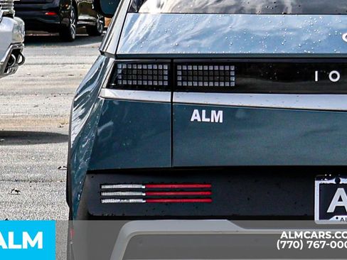 Used 2025 Hyundai Ioniq 5 SEL image 13