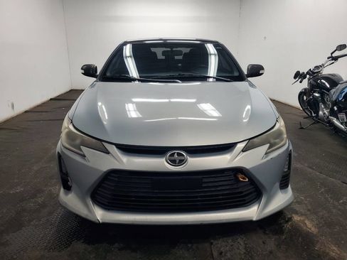 Used 2014 Scion tC 10 Series image 2