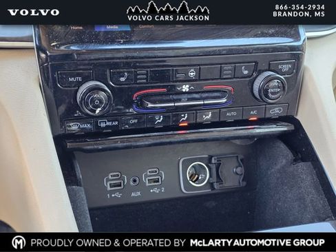 Used 2021 Jeep Grand Cherokee L Limited RWD image 23
