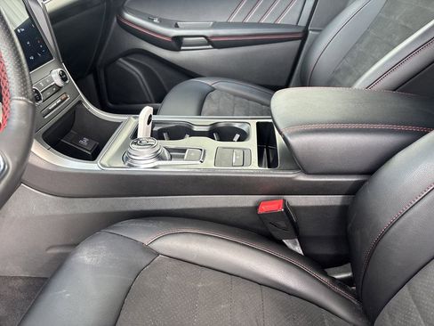 Used 2022 Ford Edge ST-Line image 21