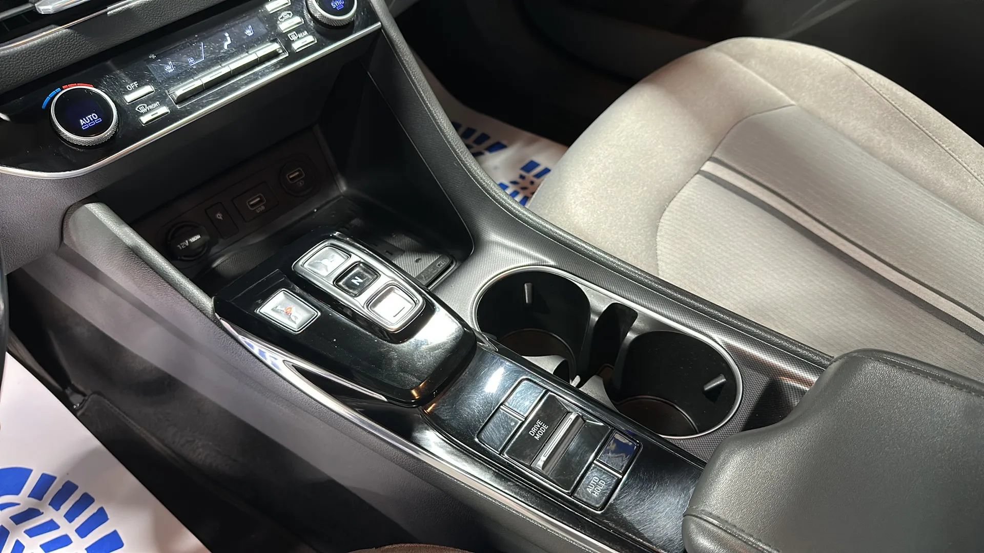 Used 2020 Hyundai Sonata SEL w/ Convenience Package FWD image 24