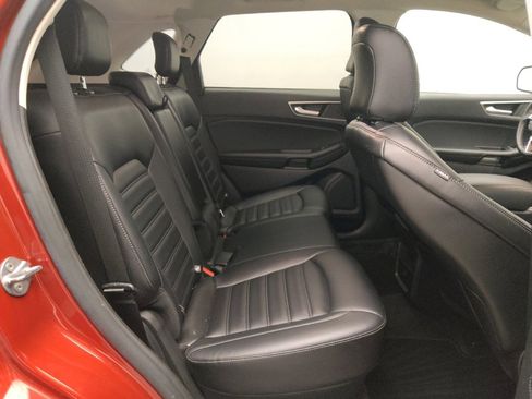 Used 2023 Ford Edge SEL image 19