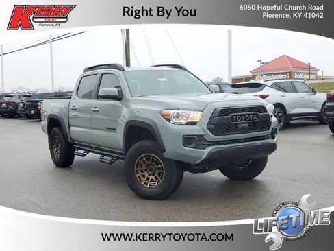 Used 2023 Toyota Tacoma 4x4 Double Cab w/ Trail Edition image 1