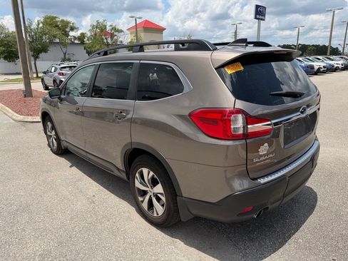 Used 2021 Subaru Ascent Premium w/ Convenience Package AWD/4WD image 11