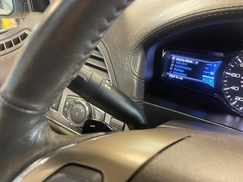 Used 2013 Lincoln MKX AWD image 24