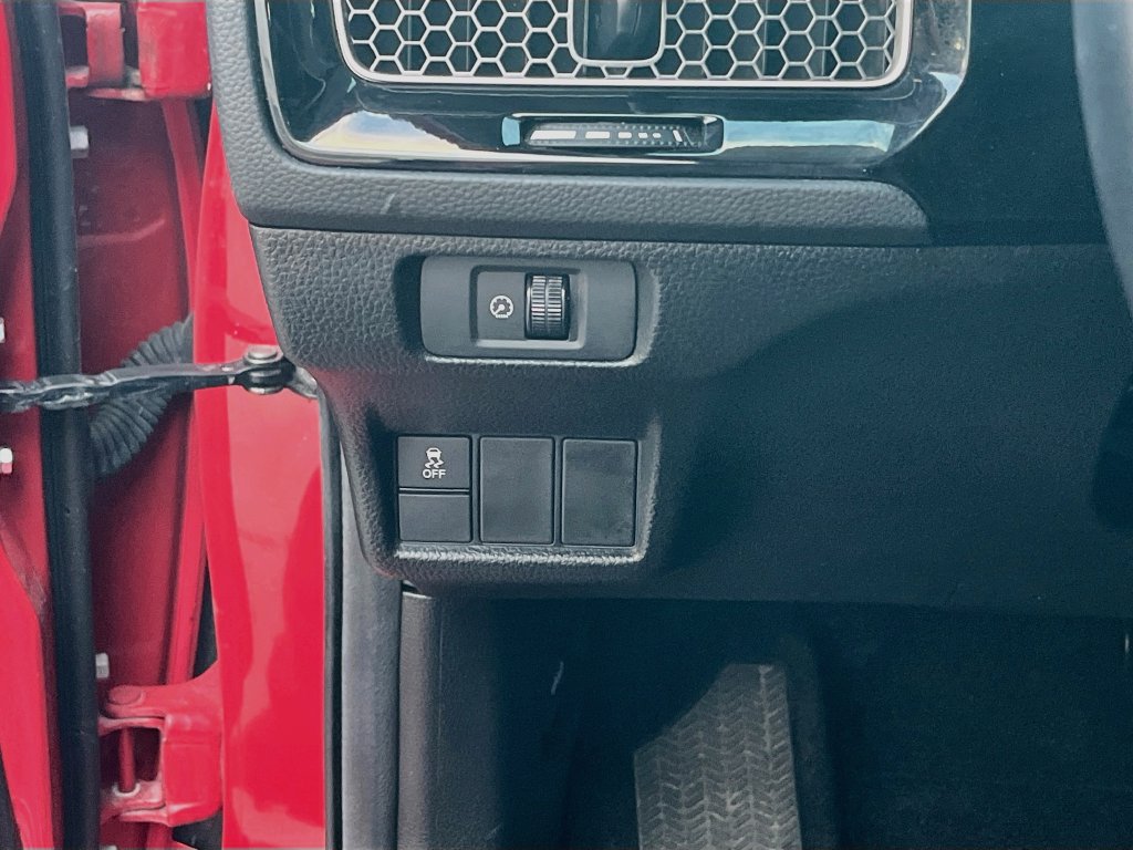 Used 2025 Honda Civic Sport image 10