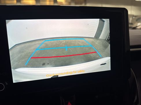 Used 2025 Toyota Corolla LE FWD image 25