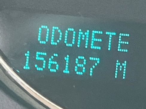 Used 2010 Chevrolet Tahoe LT w/ Luxury Package AWD/4WD image 18