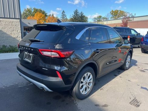 Used 2023 Ford Escape Active image 5