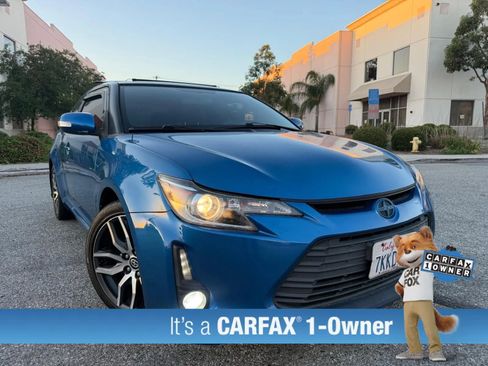 Used 2015 Scion tC FWD image 1