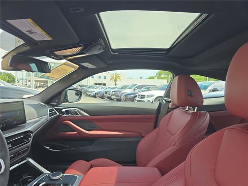 Used 2026 BMW M440i Coupe RWD image 23