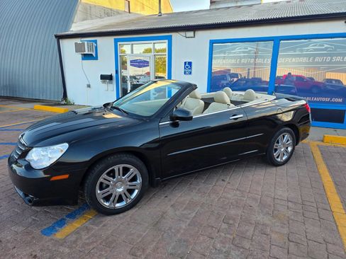 Used 2008 Chrysler Sebring Limited w/ Luxury Group FWD image 17