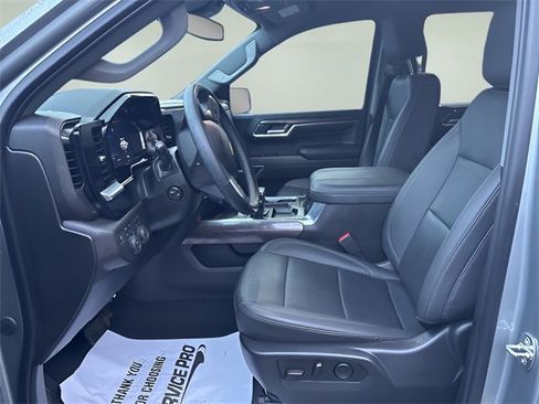 Used 2023 Chevrolet Silverado 1500 LTZ image 7