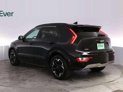Used 2024 Kia Niro Wind FWD image 17
