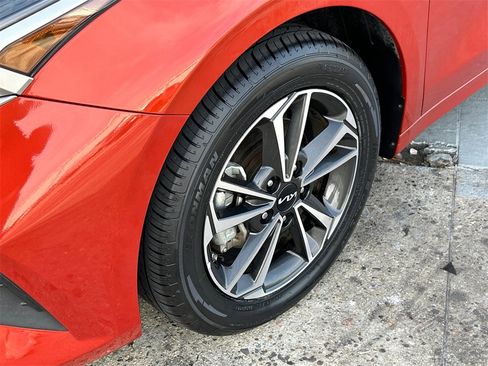 Used 2024 Kia Forte LXS w/ LXS Technology Package image 29