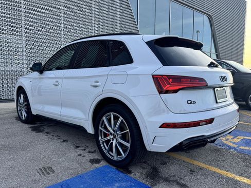 Used 2024 Audi Q5 e Prestige w/ Prestige Package image 7