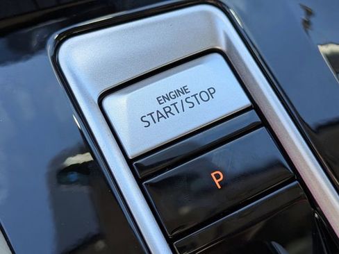 New 2026 Volkswagen Atlas SE image 30