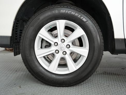 Used 2013 Toyota Highlander SE image 60