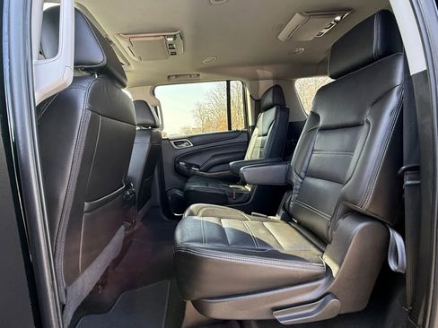 Used 2018 GMC Yukon XL Denali w/ Denali Ultimate Package AWD/4WD image 27
