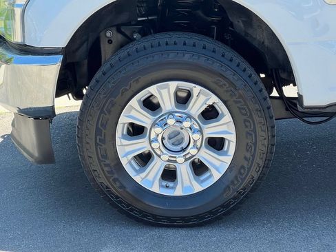 Used 2022 Ford F350 XL w/ STX Appearance Package AWD/4WD image 14