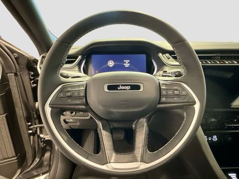 Used 2024 Jeep Grand Cherokee Limited w/ Trailer Tow Package image 11