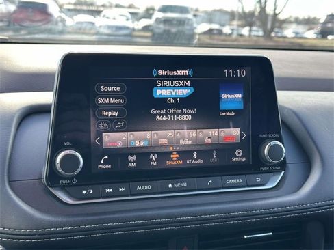 Used 2023 Nissan Rogue S image 19