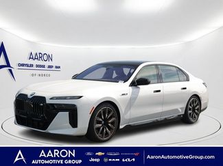 Used 2025 BMW i7 M70 w/ Executive Package AWD/4WD video 1