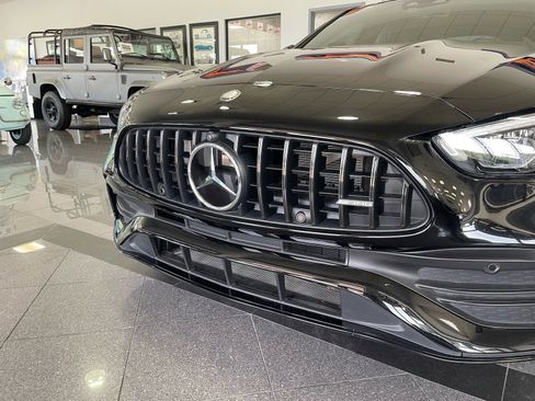 Used 2025 Mercedes-Benz C 43 AMG 4MATIC Sedan w/ Driver Assistance Package image 13