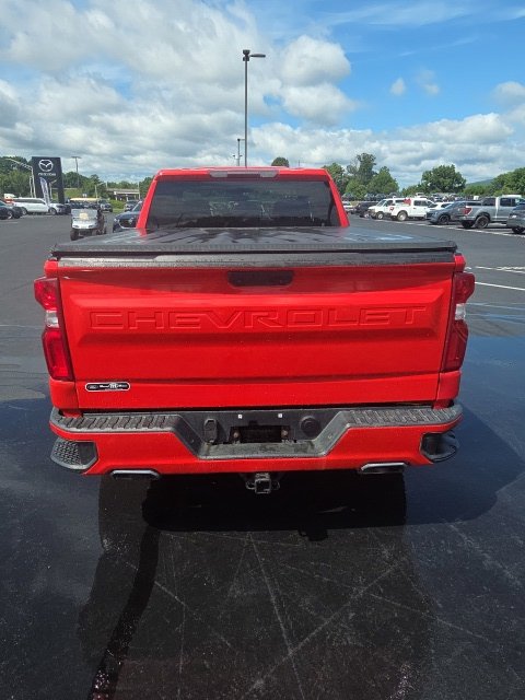 Used 2020 Chevrolet Silverado 1500 Custom w/ Custom Value Package AWD/4WD image 6