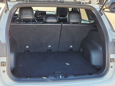 Used 2023 Jeep Compass Trailhawk image 8