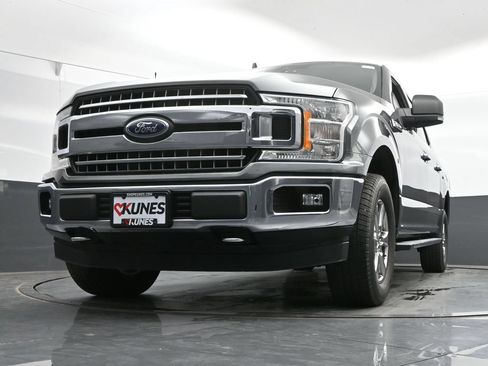 Used 2019 Ford F150 XLT w/ Equipment Group 302A Luxury AWD/4WD image 27