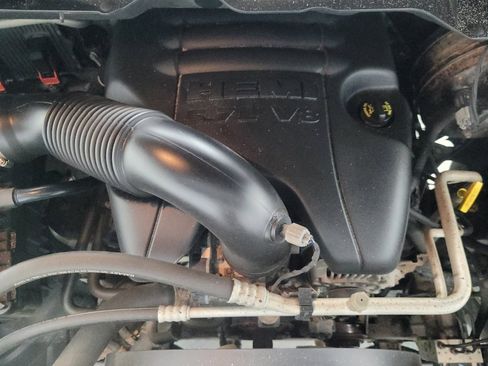 Used 2017 RAM 1500 Big Horn image 30