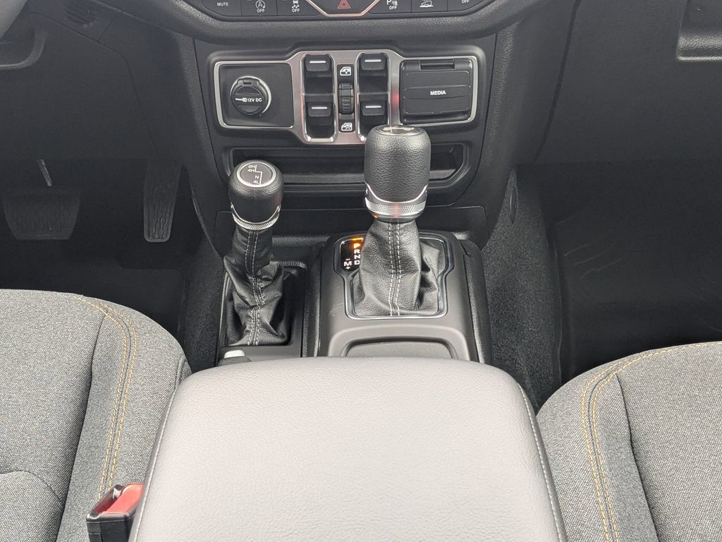 New 2026 Jeep Wrangler Unlimited Sport AWD/4WD image 17