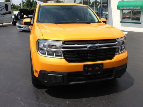 Used 2023 Ford Maverick Lariat w/ Lariat Luxury Package image 16