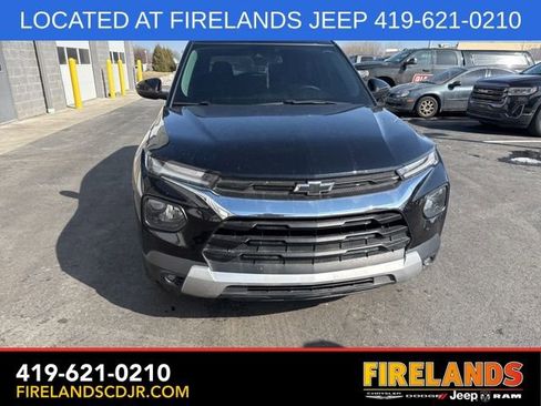 Used 2022 Chevrolet TrailBlazer LT w/ Convenience Package image 12