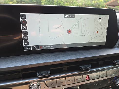 Certified 2024 Kia Telluride EX X-Line AWD/4WD image 17